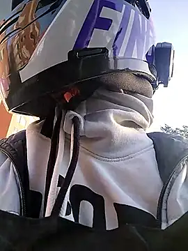 rebekka simpson online show from February 5, 12:12 pm