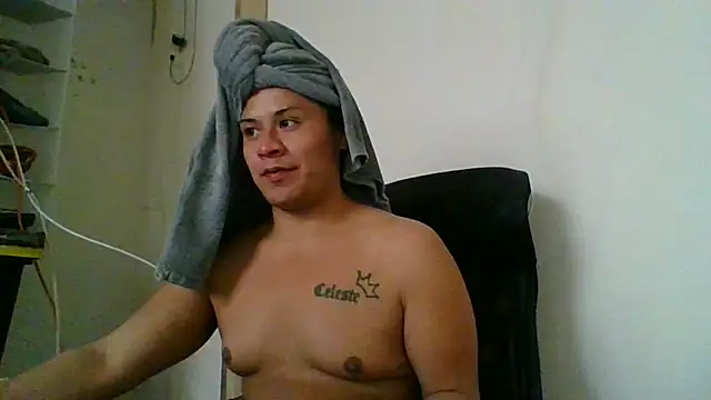 allissonw13 online show from February 7, 3:31 pm