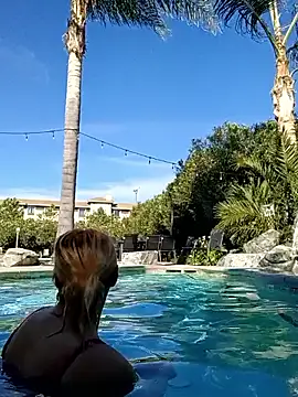 allissonw13 online show from March 12, 11:20 pm