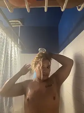 allissonw13 online show from November 18, 3:54 am