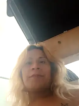 allissonw13 online show from September 18, 4:48 am