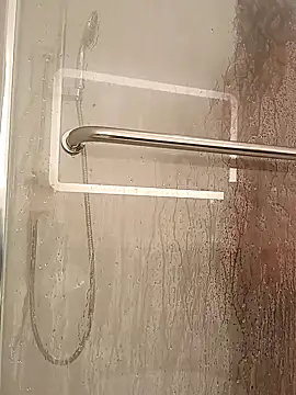 allissonw13 online show from March 29, 2:46 am