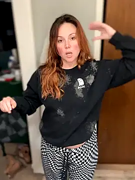 Snapshot of Blaze_Baby chatting on October 31, 3:41 pm Blaze Baby online show from October 31, 3:41 pm