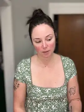 Snapshot of Blaze_Baby chatting on November 21, 3:00 pm Blaze Baby online show from November 21, 3:00 pm