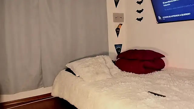 Teo skinny online show from April 18, 12:46 am