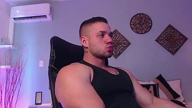 Snapshot of JeremyLowe chatting on January 29, 4:30 pm JeremyLowe online show from January 29, 4:30 pm