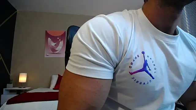 Snapshot of JeremyLowe chatting on March 20, 1:26 pm JeremyLowe online show from March 20, 1:26 pm