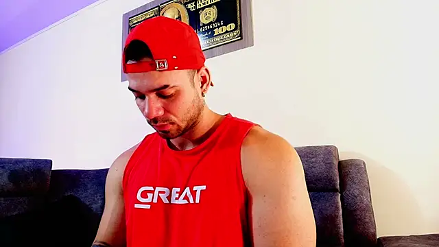 Snapshot of JeremyLowe chatting on November 4, 6:22 pm JeremyLowe online show from November 4, 6:22 pm