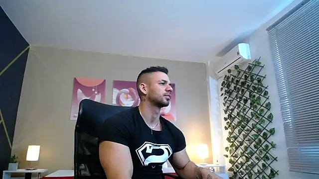 Snapshot of JeremyLowe chatting on March 7, 1:07 pm JeremyLowe online show from March 7, 1:07 pm