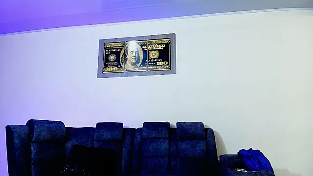 Snapshot of JeremyLowe chatting on November 19, 4:07 pm JeremyLowe online show from November 19, 4:07 pm