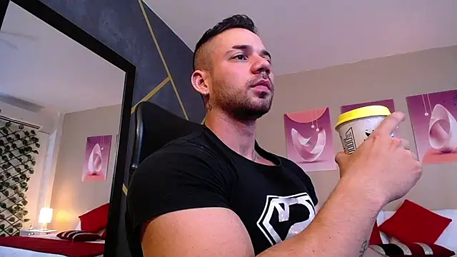 Snapshot of JeremyLowe chatting on March 7, 4:33 pm JeremyLowe online show from March 7, 4:33 pm