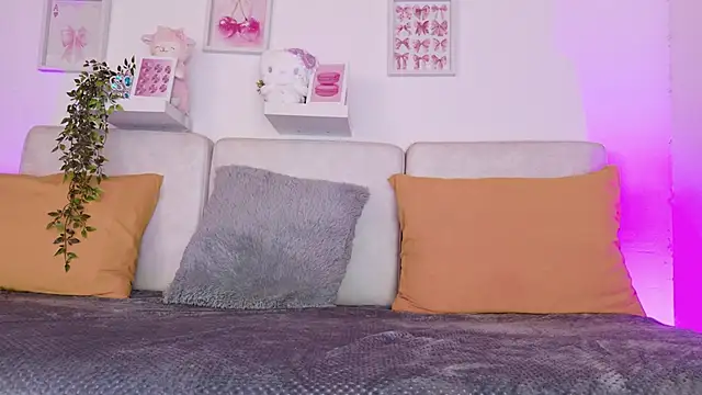 Malka Burning online show from April 16, 8:53 pm