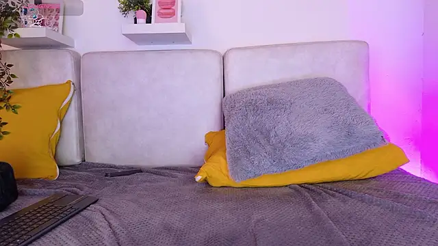 Malka Burning online show from March 11, 7:08 pm