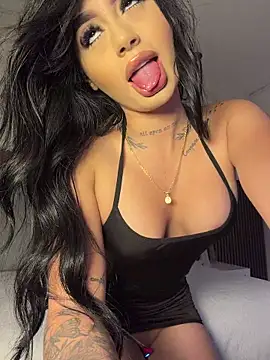 SOPHICARTERS online show from January 7, 11:26 am