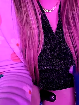 Afnane   charmouta online show from March 11, 7:30 pm