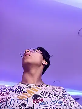 jay dimarco2 online show from March 7, 11:43 pm