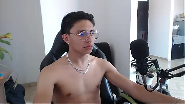 jay dimarco2 online show from December 14, 6:57 pm