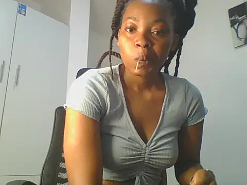  Becky002 online show from May 15, 9:40 am