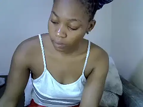 Snapshot of _Becky002 chatting on February 24, 7:44 am Becky002 online show from February 24, 7:44 am