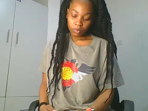 Snapshot of _Becky002 chatting on July 12, 11:22 am Becky002 online show from July 12, 11:22 am