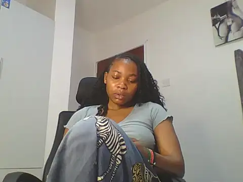 Snapshot of _Becky002 chatting on June 16, 7:08 am Becky002 online show from June 16, 7:08 am