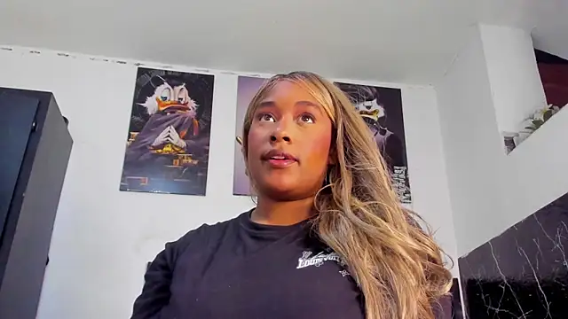 kriixtybrown online show from November 10, 11:43 pm