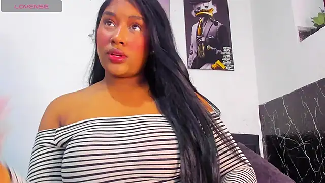 kriixtybrown online show from April 9, 7:31 pm