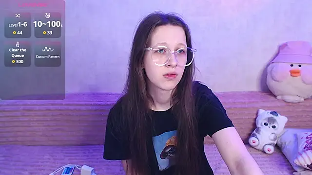 ur kitty   online show from February 20, 1:02 pm