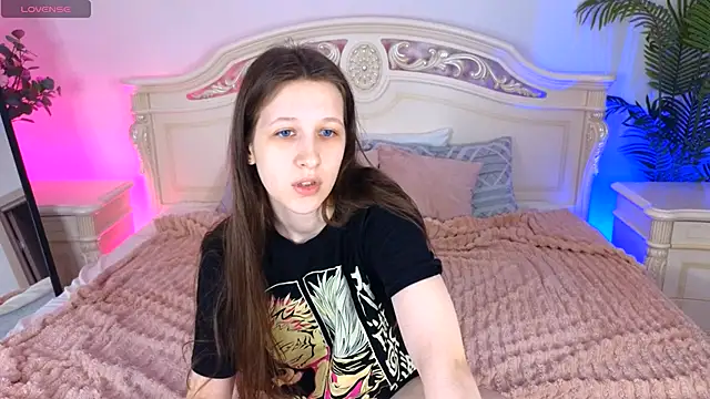 Snapshot of ur_kitty__ chatting on September 29, 12:11 pm ur kitty online show from September 29, 12:11 pm