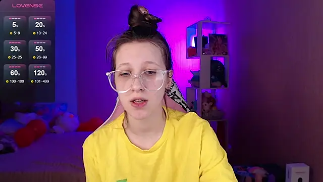 Snapshot of ur_kitty__ chatting on March 4, 12:55 pm ur kitty online show from March 4, 12:55 pm