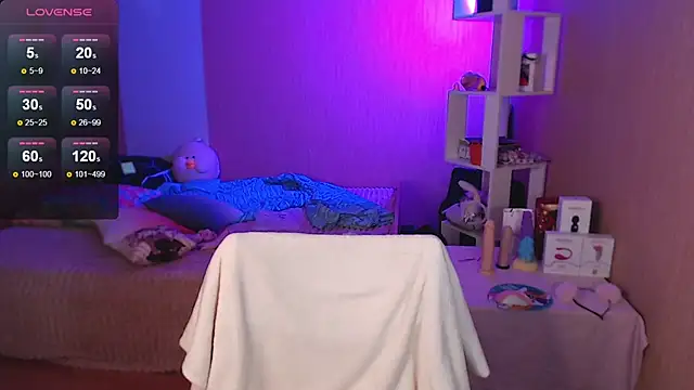 Snapshot of ur_kitty__ chatting on December 10, 3:44 pm ur kitty online show from December 10, 3:44 pm