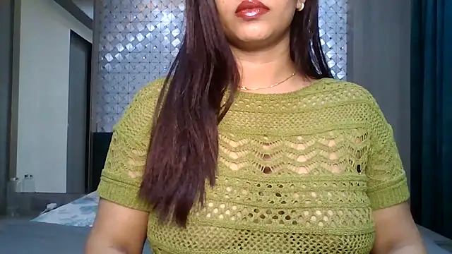 Snapshot of sparkling_queen chatting on June 10, 7:42 am sparkling queen online show from June 10, 7:42 am