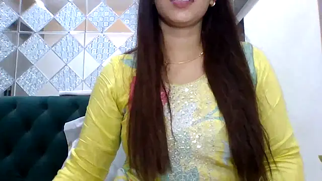 sparkling queen online show from October 3, 5:36 pm