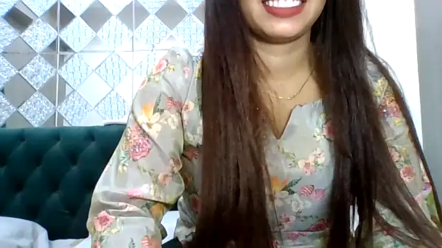 sparkling queen online show from September 29, 8:47 pm