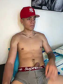 santiago sosa24 online show from May 8, 12:53 pm