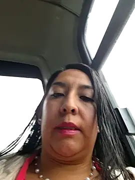 Snapshot of Bella_keny chatting on February 13, 2:31 pm Bella keny online show from February 13, 2:31 pm
