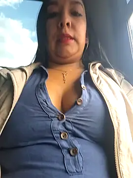 Snapshot of Bella_keny chatting on March 22, 9:21 pm Bella keny online show from March 22, 9:21 pm