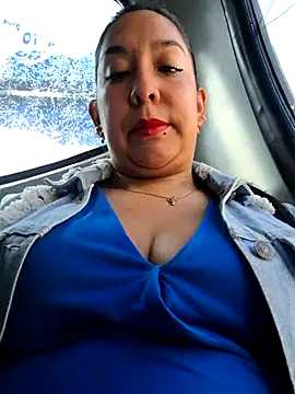 Snapshot of Bella_keny chatting on October 15, 7:11 pm Bella keny online show from October 15, 7:11 pm
