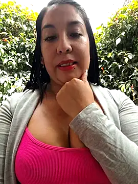 Bella keny online show from November 18, 7:06 pm