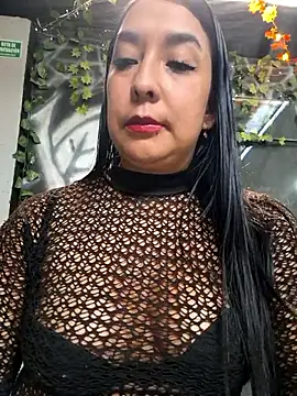 Bella keny online show from December 15, 6:25 pm