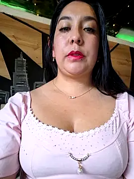 Bella keny online show from February 10, 6:51 pm