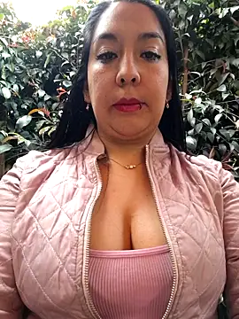 Bella keny online show from March 26, 7:01 pm