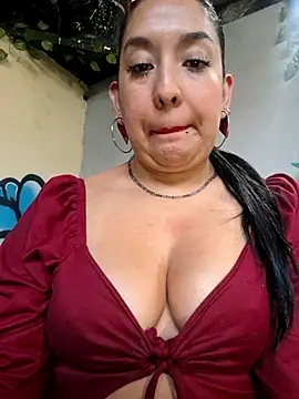 Bella keny online show from November 10, 6:13 pm