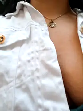 Bella keny online show from November 25, 5:24 pm