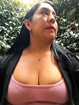 Bella keny online show from December 16, 7:18 pm