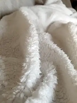 A man in public online show from April 13, 12:53 pm