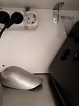 A man in public online show from March 1, 12:16 pm