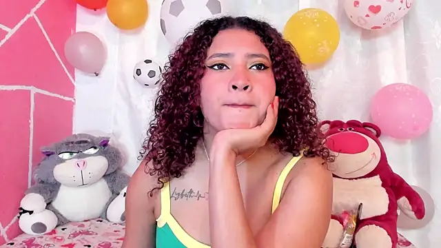 Snapshot of JessyZoe chatting on July 17, 2:09 am JessyZoe online show from July 17, 2:09 am