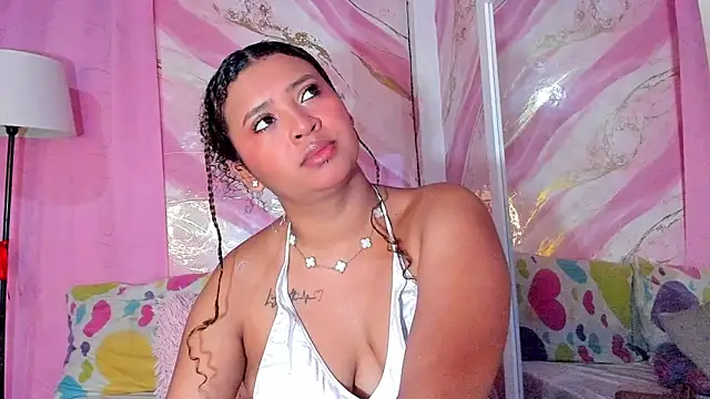 JessyZoe online show from April 17, 3:04 pm