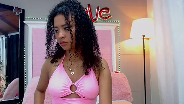 Snapshot of JessyZoe chatting on March 18, 12:17 pm JessyZoe online show from March 18, 12:17 pm